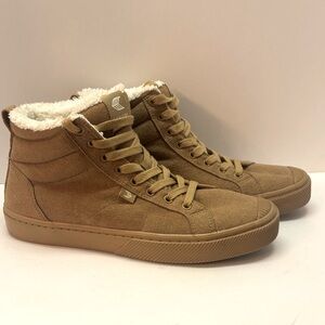 Men's Tan High-Top Cariuma Sneakers